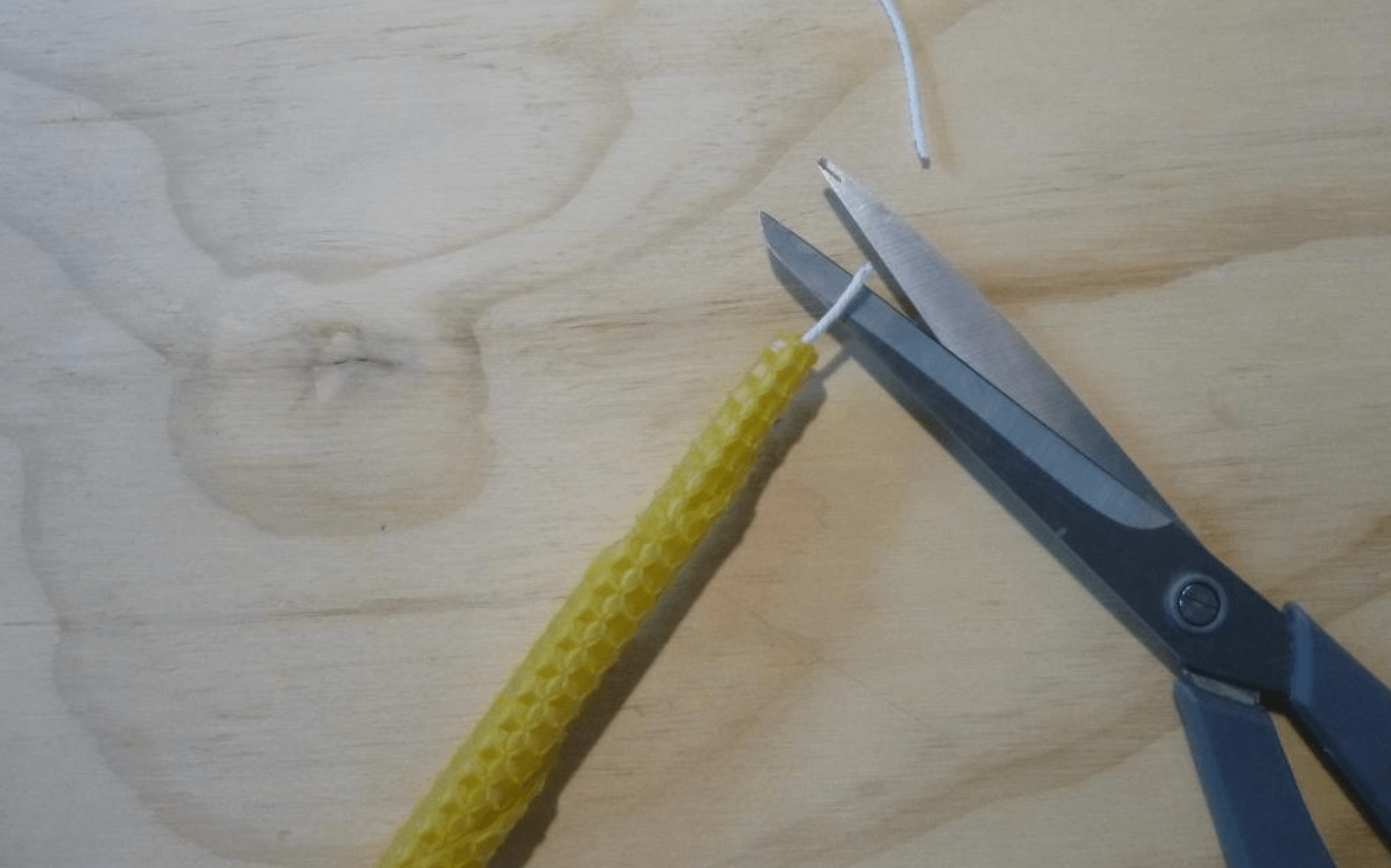 Sådan ruller du selv bivokslys