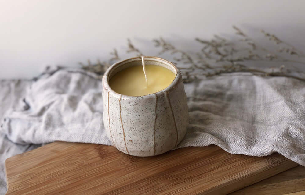 Smelt selv lys af bivoks i ferien